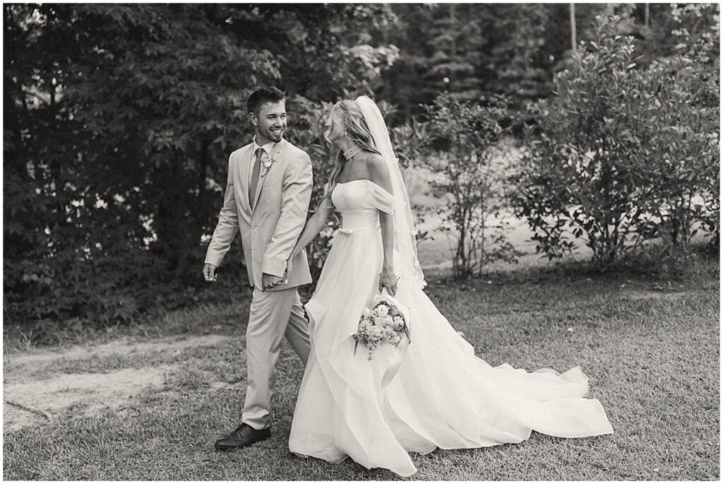 Couple walking along the grounds of Koury Farms